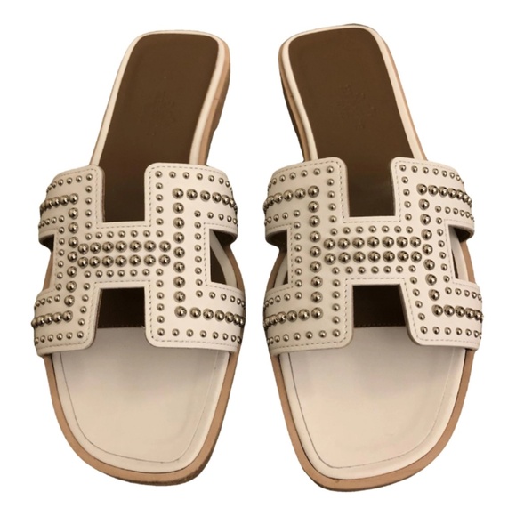 Hermes White Leather Studded Oran - Picture 1 of 5